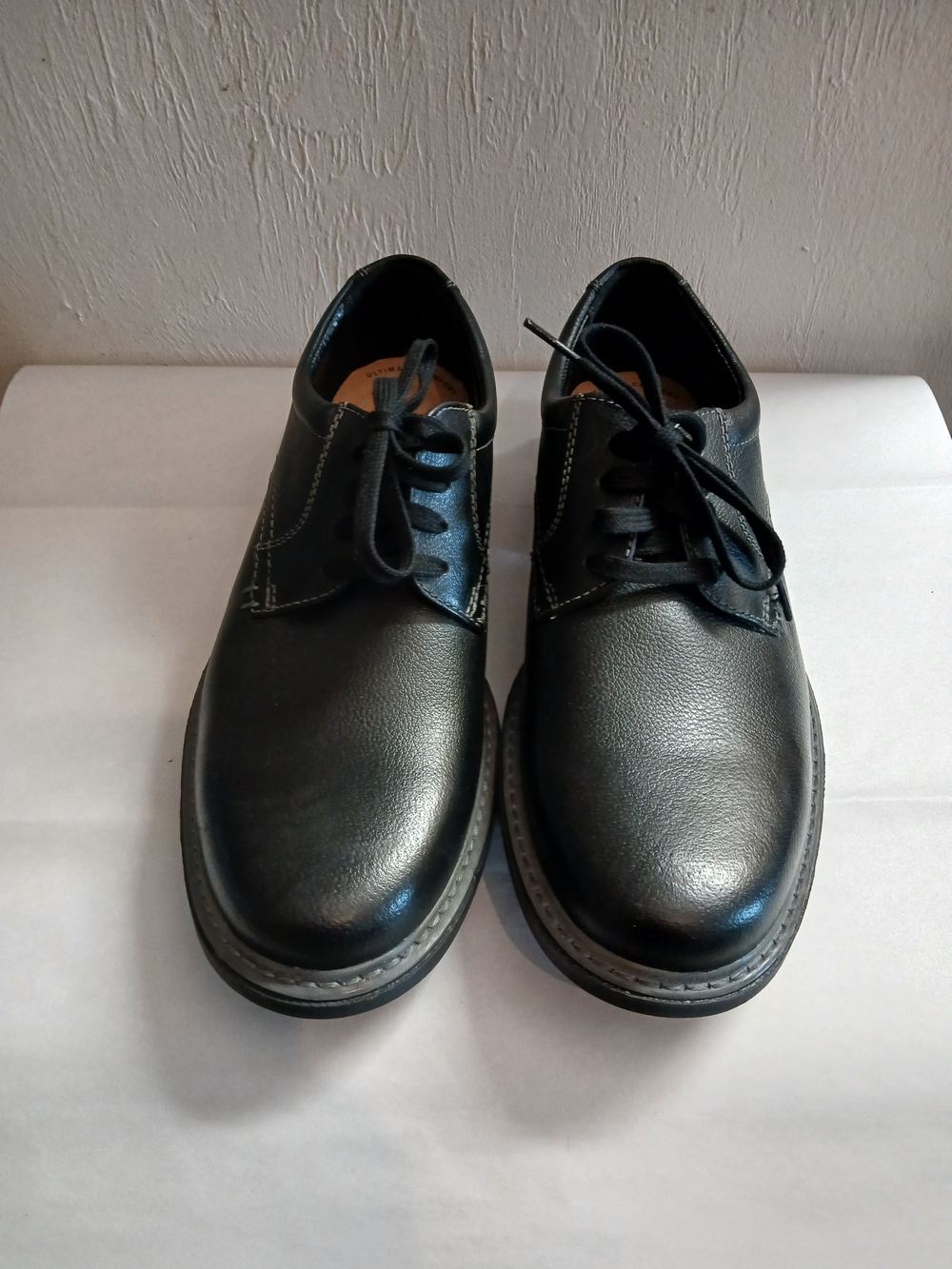 Clarks Men's Black Leather Derby Lace-Up Shoes